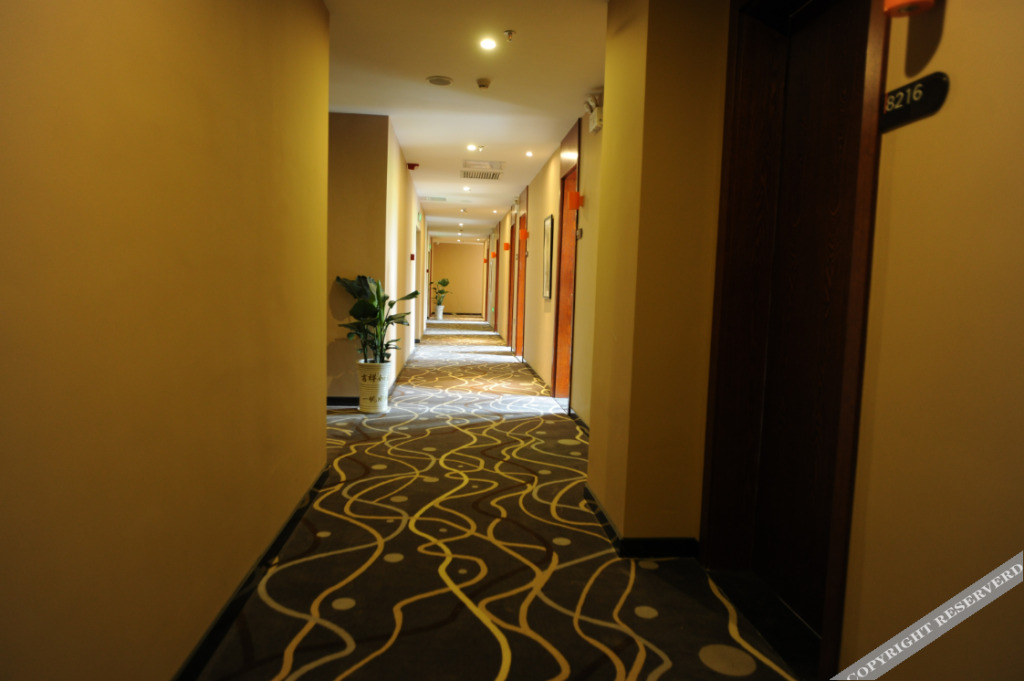 Ичан: 7 Days Premium·Yichang Wanda Plaza Yunhe Park