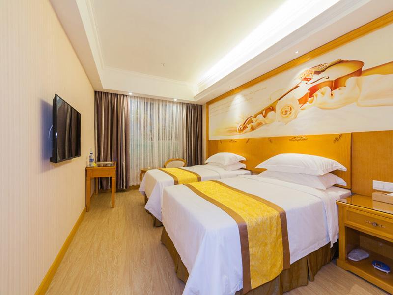 Фучжоу: Vienna 3 Best Hotel Fuzhou Fuma Road Ziyang Branch