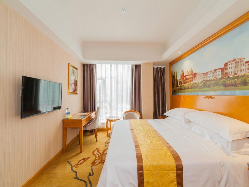 Фучжоу: Vienna 3 Best Hotel Fuzhou Fuma Road Ziyang Branch