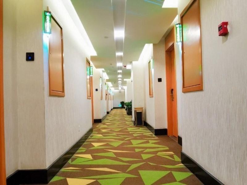 Шанграо: Vatica Shangrao Yiyang County Shengli Road Hotel