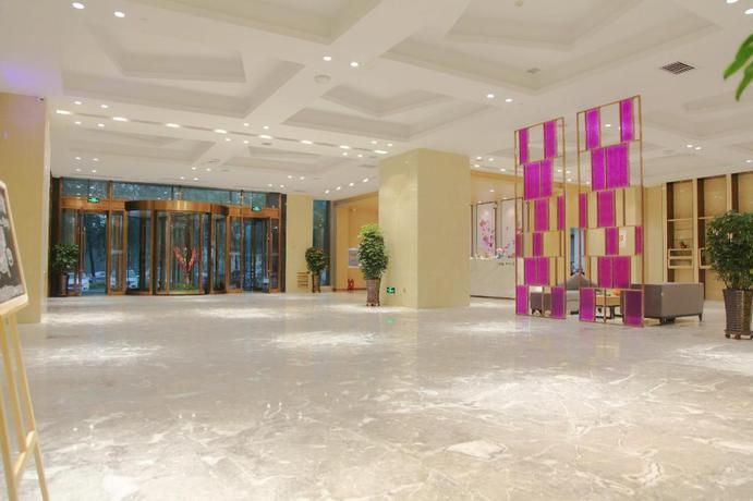 Харбин: Lavande Hotels Harbin IceSnow World University of Commerce