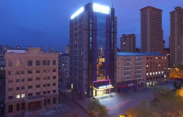Харбин: Lavande Hotels Harbin IceSnow World University of Commerce