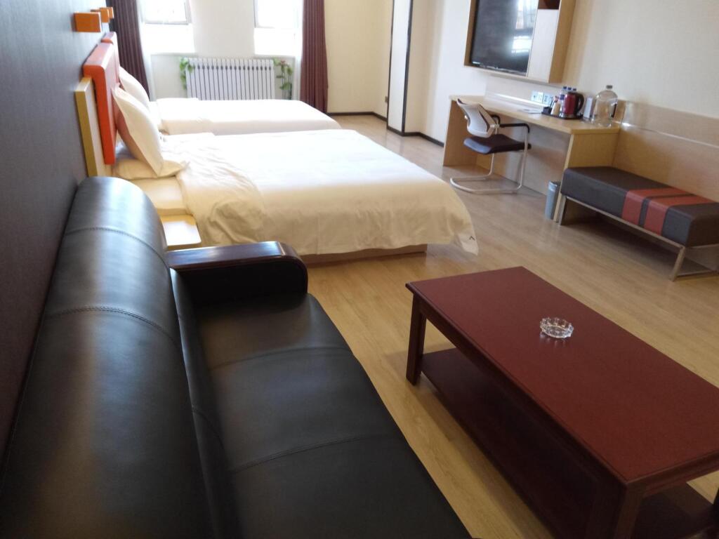 Чжанцзякоу: 7 Days Premium·Zhangjiakou Xuanhua Zhonglou