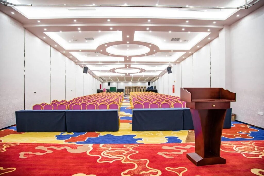 Гуанъюань: Chonpines Hotels·Guangyuan Nanhe Central Plaza