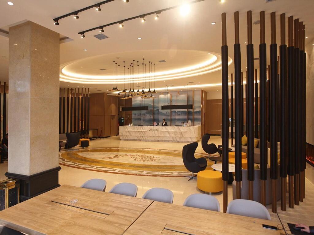 Баоцзи: Magnotel Baoji Fengxiang County Yongxing Road