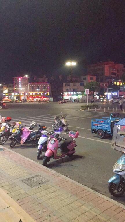 Аньцин: 7 Days Inn·Anqing Railway Station