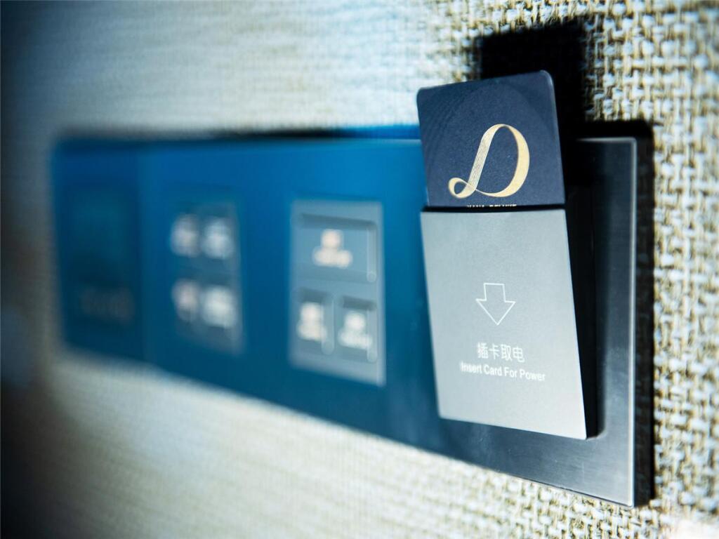 Лучжоу: Xana Hotelle·Hotel Luzhou Baizitu Square