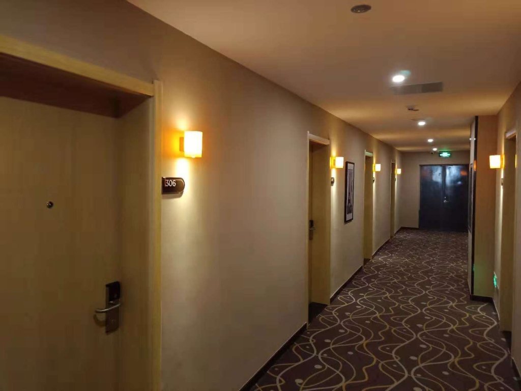Синтай: 7 Days Premium·Xingtai Zhongxing West Street Gushun