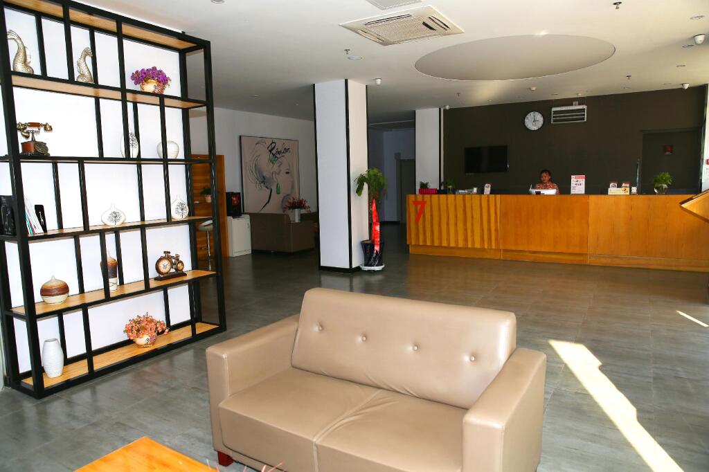 Шэньян: 7 Days Premium·Shenyang Sujiatun International Exhibition Center [High-end Budget Hotel]