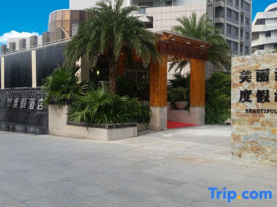 carousel image 0