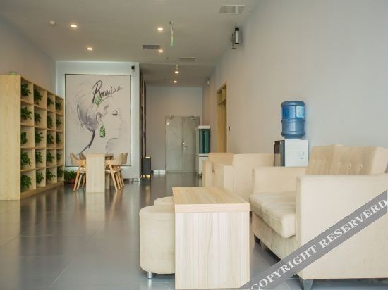 Таншань: 7 Days Preferred Hotel (Qianxi Government Store)