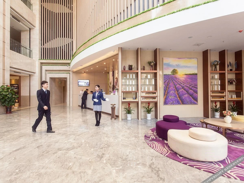 Цзинин: Lavande Hotel·Jining Party School Building