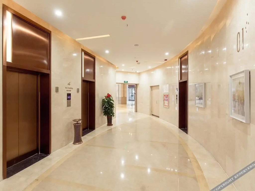 Цзинин: Lavande Hotel·Jining Party School Building