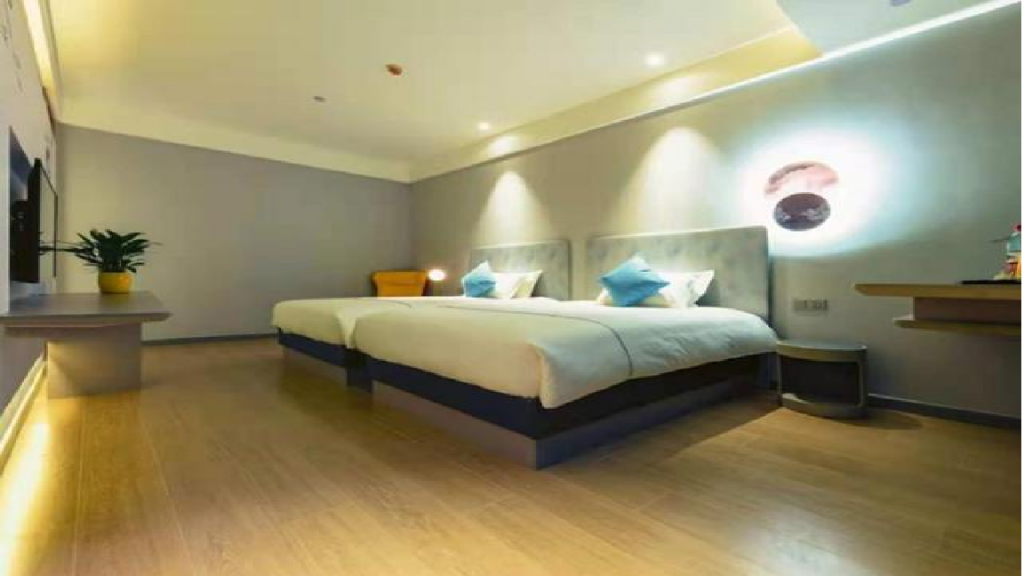 Синин: Magnotel Hotel· Xining Limeng Commercial Pedestrian Street