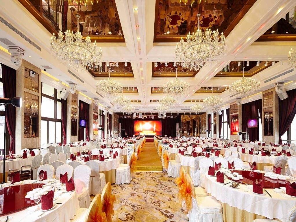 Хойчжоу: Legend International Hotel