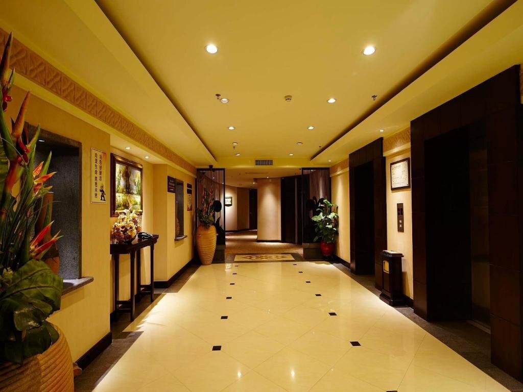 Хойчжоу: Legend International Hotel