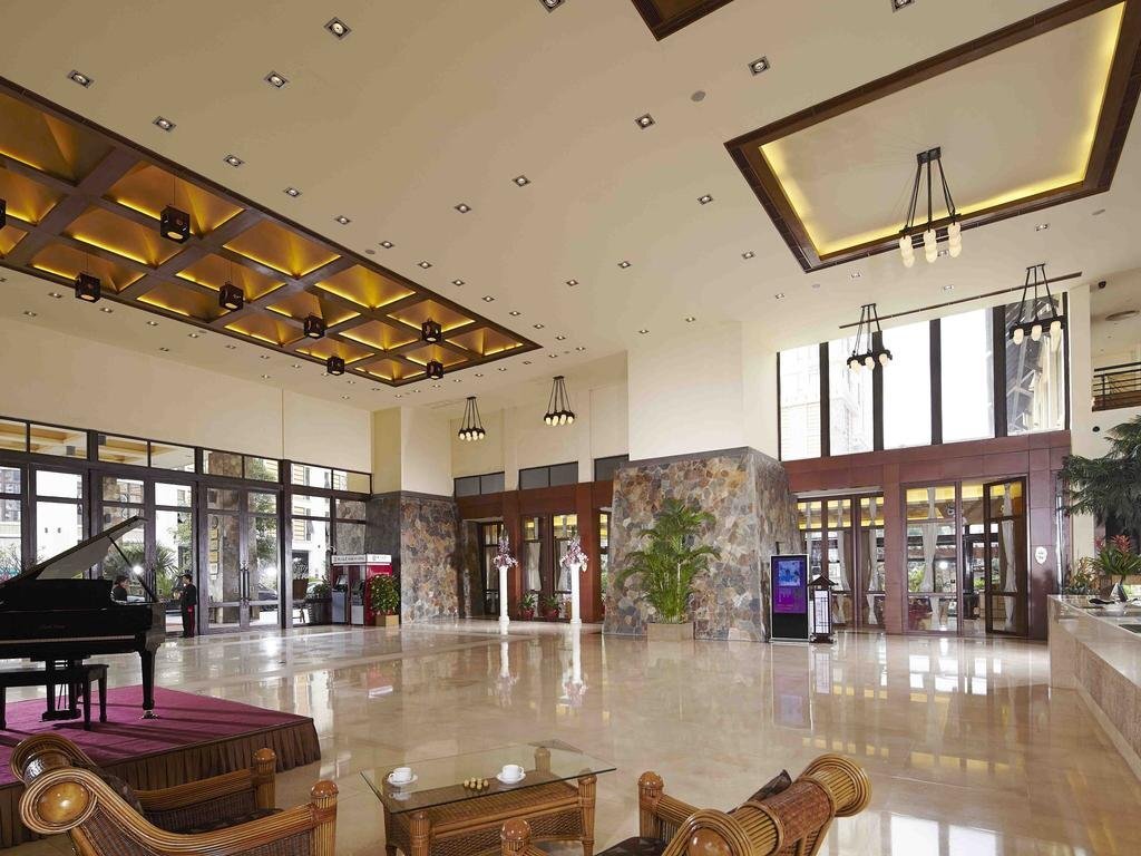 Хойчжоу: Legend International Hotel