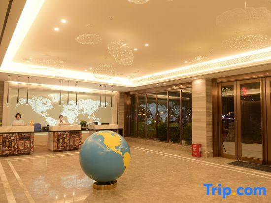 Йиян: Wanhou Academy of Fine Arts Hotel (Yiyang Xiufeng Park Branch)
