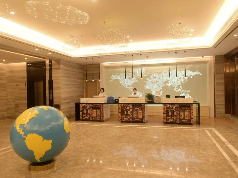 Йиян: Wanhou Academy of Fine Arts Hotel (Yiyang Xiufeng Park Branch)