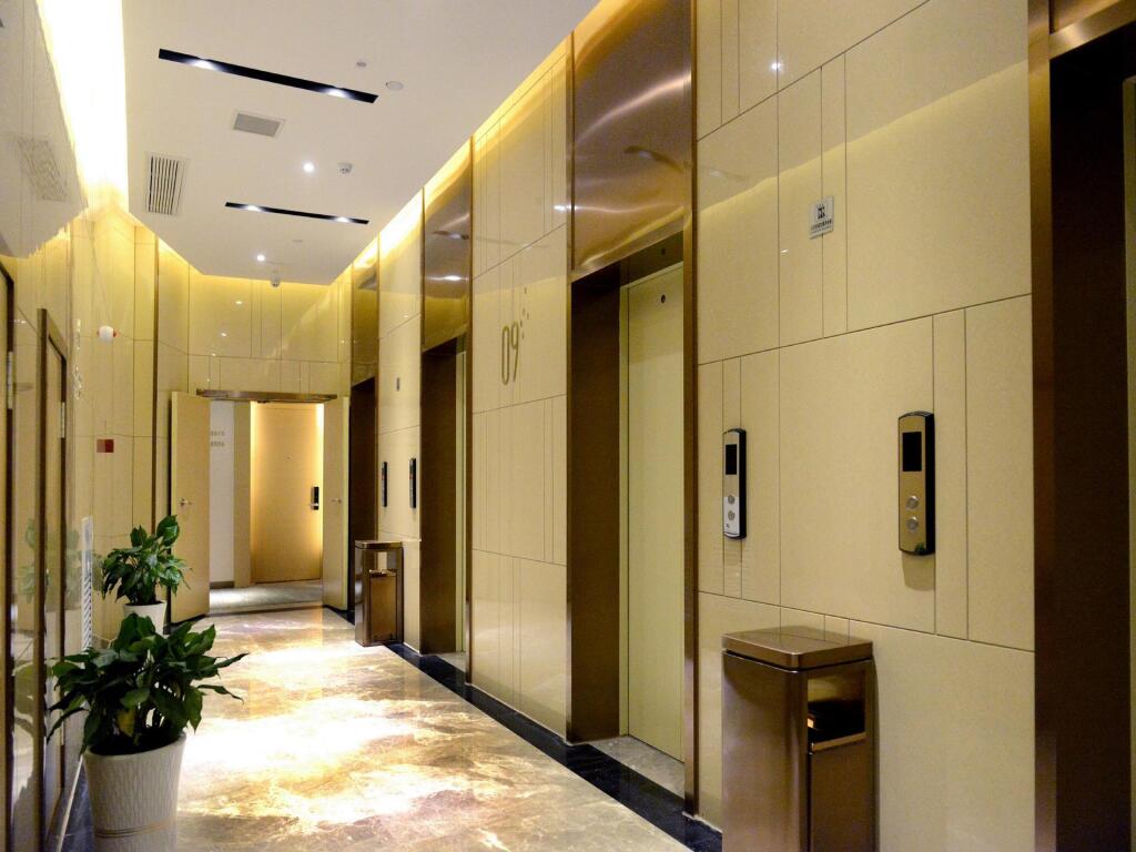 Ичунь: Lavande Hotel·Yichun Wanda, High Speed Railway Station