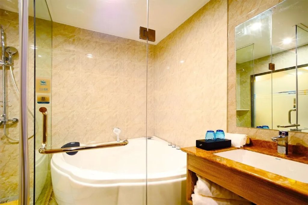 Чанчжоу: VX Changzhou Jintan District Red Star Macalline Hotel