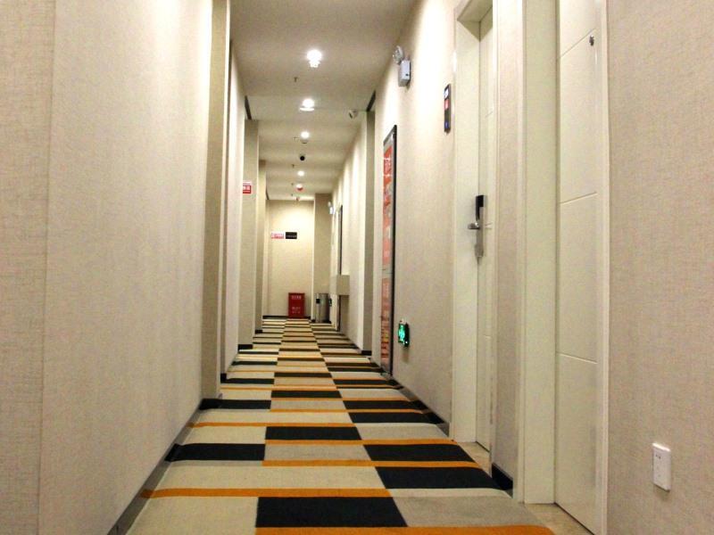 Хэфэй: Shell Hefei Yaohai Distrct Baida Zhougudui Daxing Road  Hotel