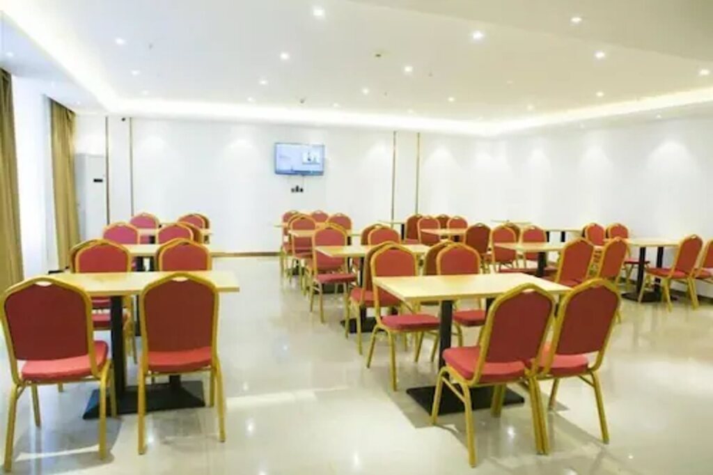 Хуанган: GreenTree Inn Huanggang City Wuxue City Kanjiang Avenue