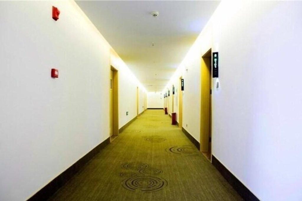 Хуанган: GreenTree Inn Huanggang City Wuxue City Kanjiang Avenue