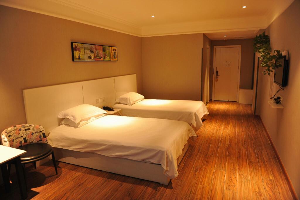 Цзинин: Shell Jining New Century Plaza Hotel