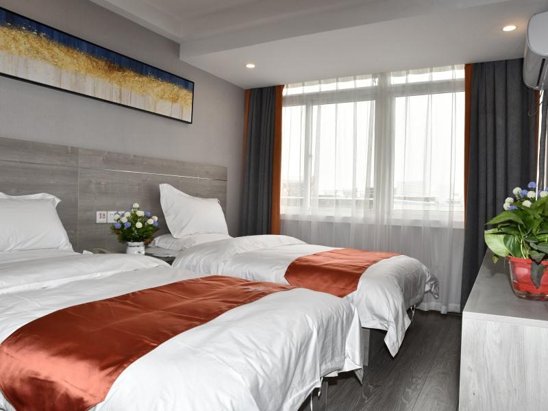 Фуян: Shell Fuyang Renmin Middle Road Gulou Plaza Hotel