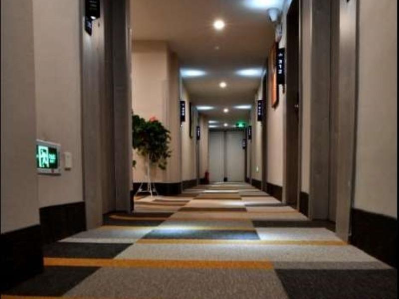Фуян: Shell Fuyang Renmin Middle Road Gulou Plaza Hotel