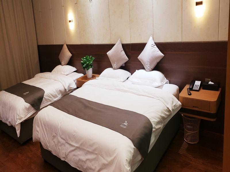 Жичжао: GreenTree Eastern Rizhao High Speed Railway Station Hotel