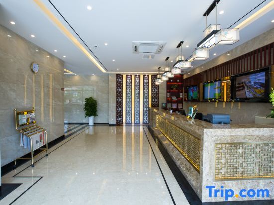 Вэнчен: Space Coconut Bay Hotel