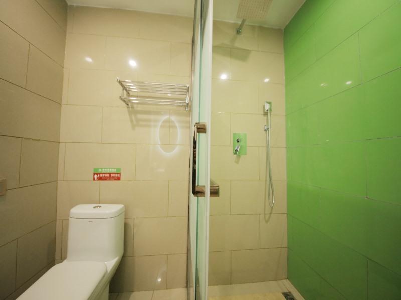 Шангри-Ла: GreenTree Inn Shangri-La City Bus Station