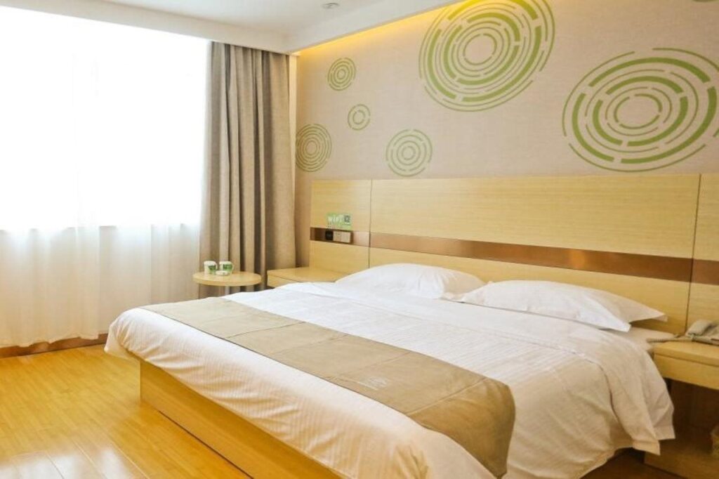 Аньцин: GreenTree Inn Anqing Huaining County Development Zone Duxiu Road