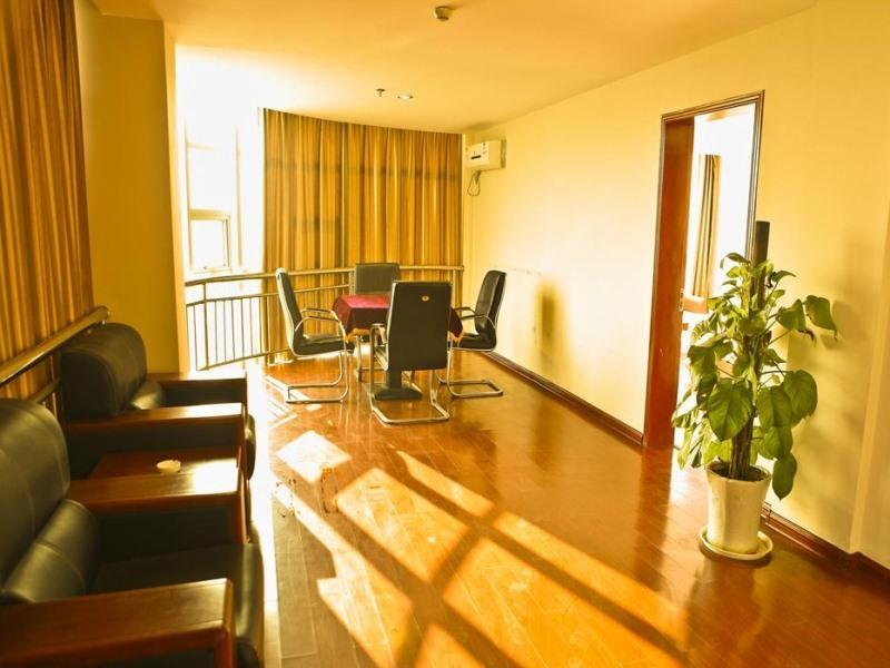 Яньчэн: GreenTree Inn Yancheng Xiangshui Bus Station Express Hotel
