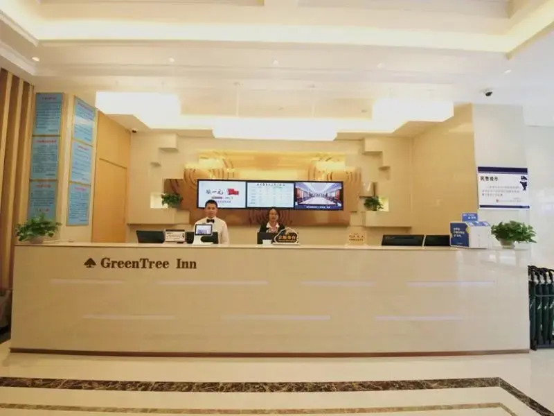 Чжэнчжоу: GreenTree Inn Zhengzhou Gongyi Xinxing Road