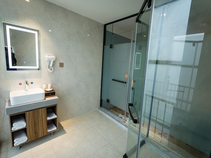 Чжэнчжоу: Shell Zhengzhou Zhongyuan Fota Hotel