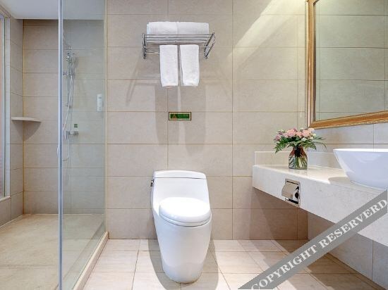 Аньцин: Vienna Hotel Anhui Anqing Guangcai Qijie