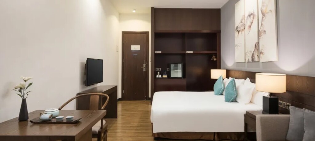 Шэньчжэнь: Huali Hotel (Creative Park Store)