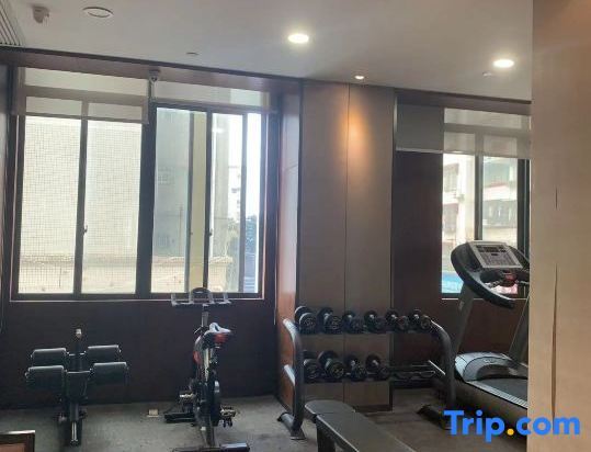 Лючжоу: Echeng Hotel Liuzhou Yufengshan High-Speed Railway Station