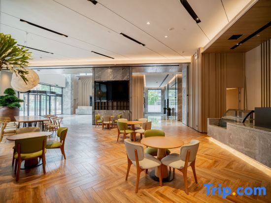 Наньнин: JI Hotel
