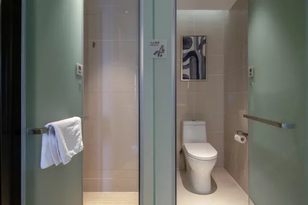 Наньнин: Echarm Hotel Nanning Jiangbin Park River view