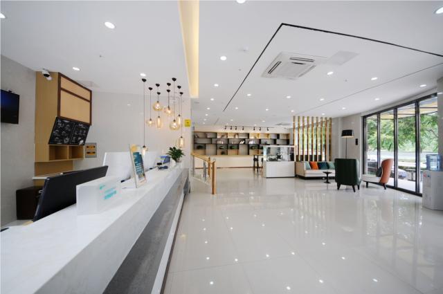 Лоян: City Comfort Inn Luoyang Longmen High-speed Railway Station