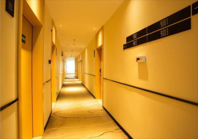 Хэчжоу: City Comfort Inn Hezhou Avenue