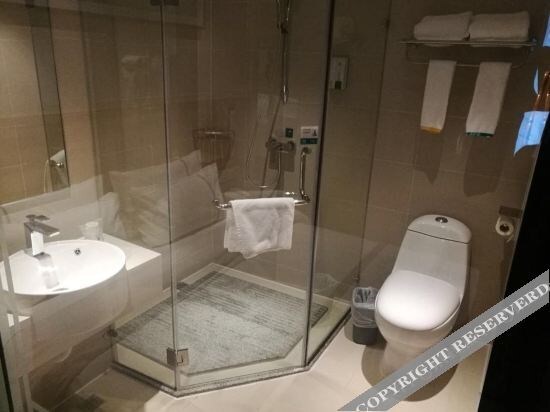 Цзиньюань: City Comfort Inn Qingyuan Lianzhou Walking Street