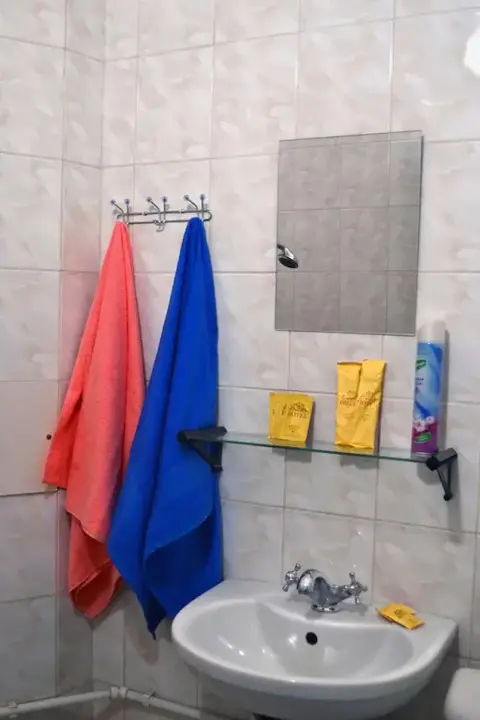 Санкт-Петербург: Hostel Your House