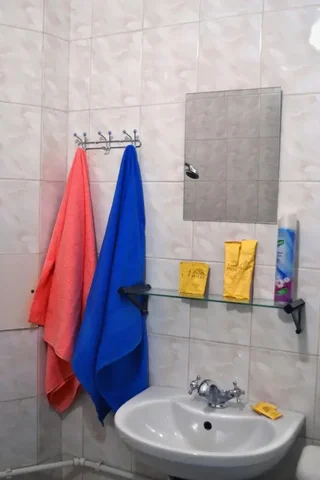 Санкт-Петербург: Hostel Your House