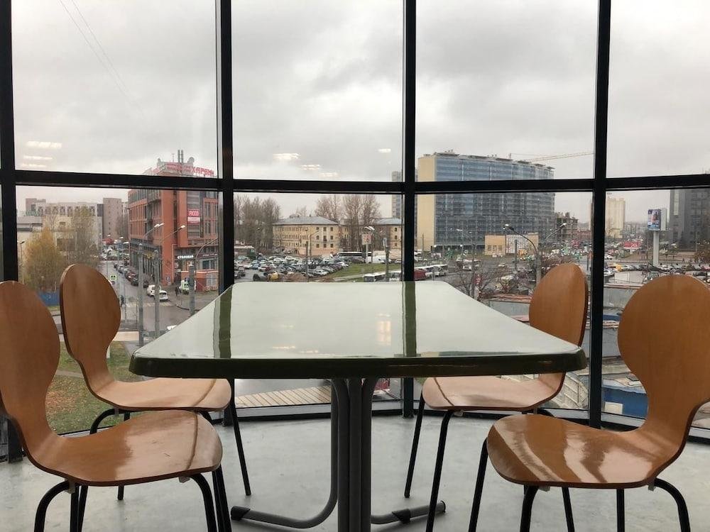 Санкт-Петербург: Loft Hotel Ohta Hostel