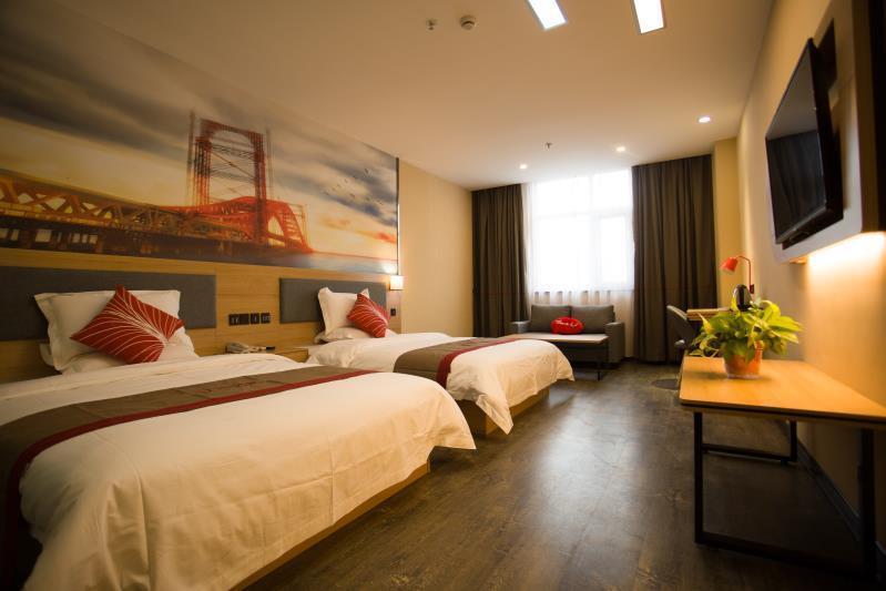 Лоян: Thank Inn Plus Hotel Henan Luoyang Xinan Luoxin Industrial Cluster